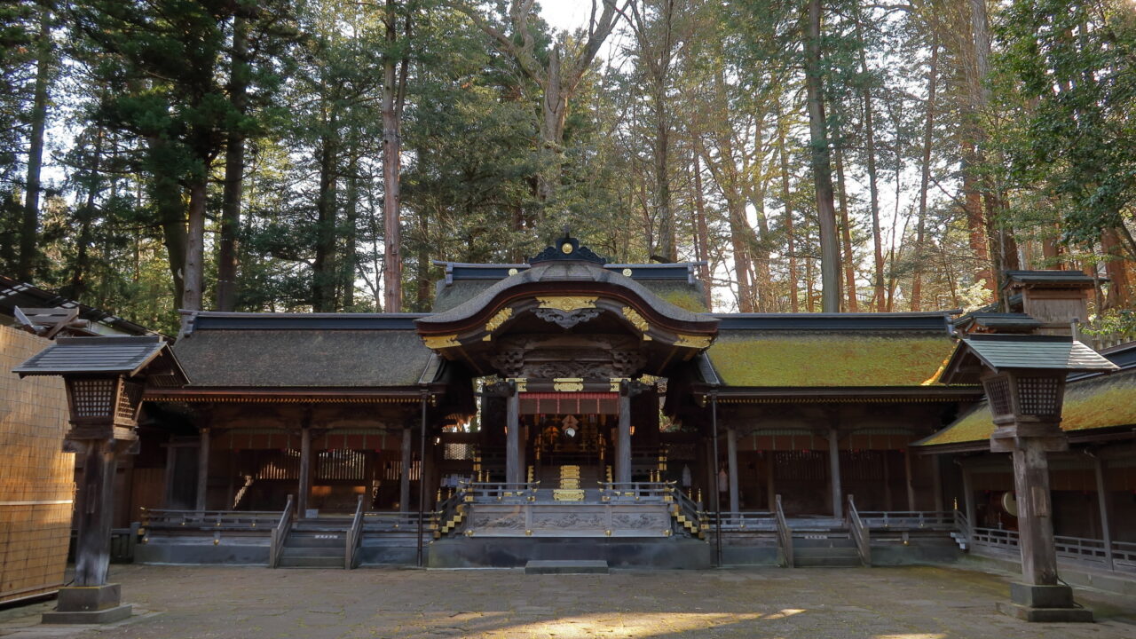 諏訪神社の総本社「諏訪大社 上社本宮」｜ぶらたび長野