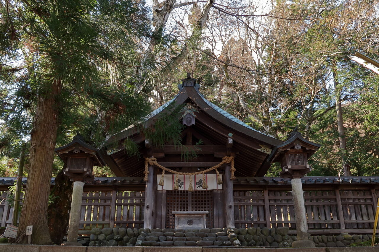 諏訪大社_上社前宮_本殿