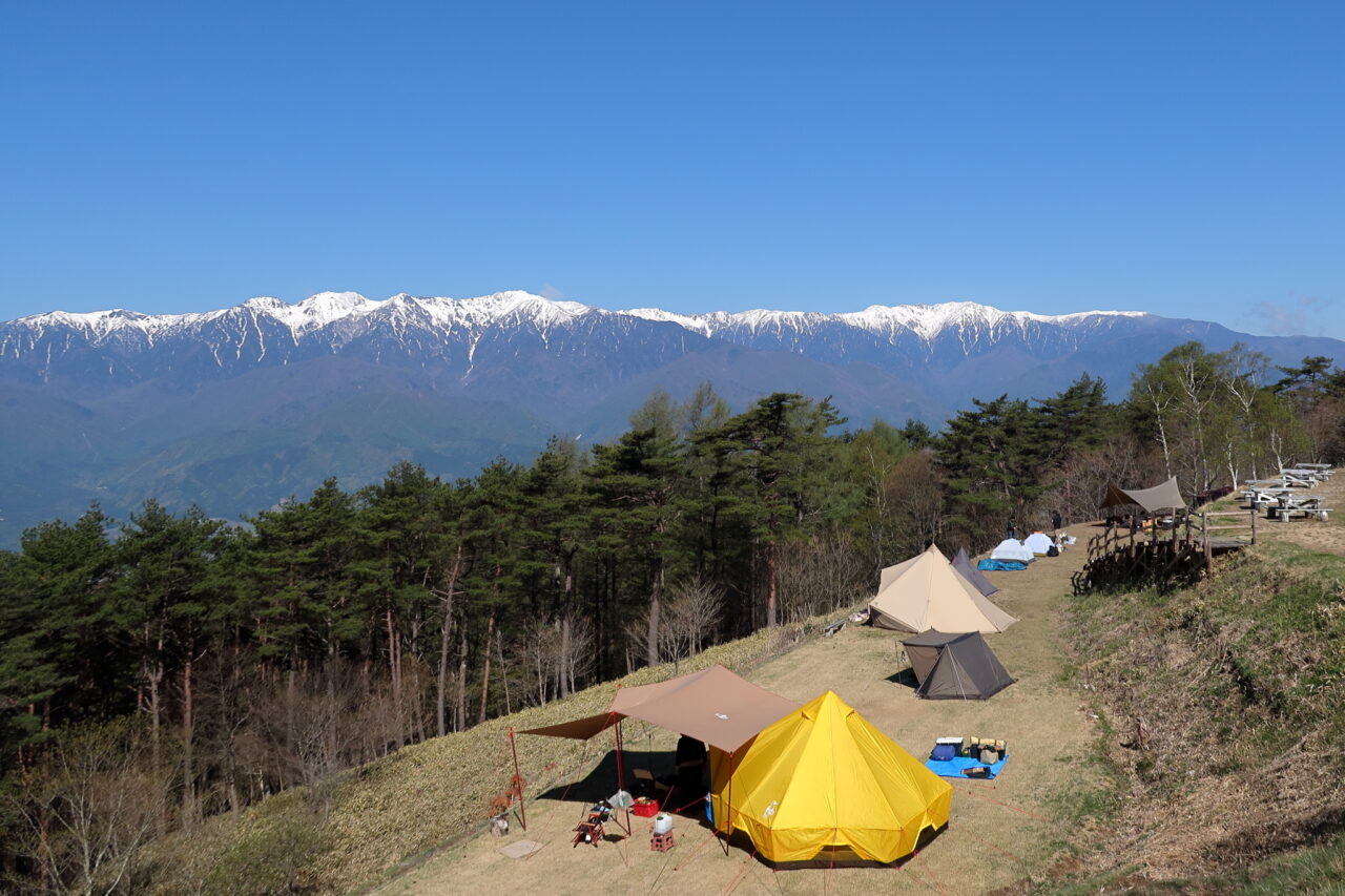 陣馬形山_キャンプ場