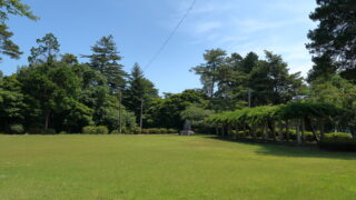 鈴岡城址公園